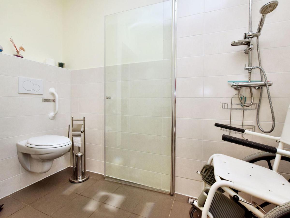 Wheelchair Friendly House With Sauna Villa Leykaul Ngoại thất bức ảnh